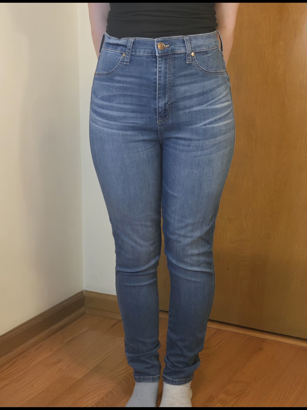Celebrity Pink High-Rise Skinny Jeans  Blue Wash Size 9/29